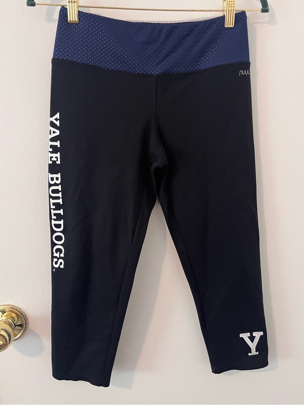 Yale Bulldogs Women’s Mesh Leggings Capri Size Medium